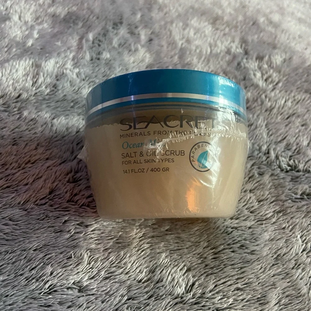 Seacret Ocean Mist Salt and Oil Scrub - Picture 6 of 15